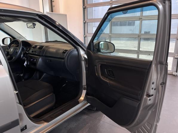 Skoda Fabia II Рестайлинг с пробегом 2013 года, цена 548 000 рублей, 172305 км, хэтчбек, Автокод Объявления