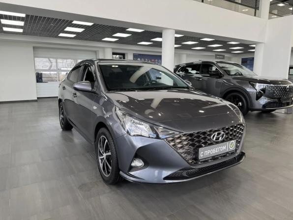 Hyundai Solaris II Рестайлинг с пробегом 2021 года, цена 1 679 900 рублей, 70000 км, седан, Автокод Объявления