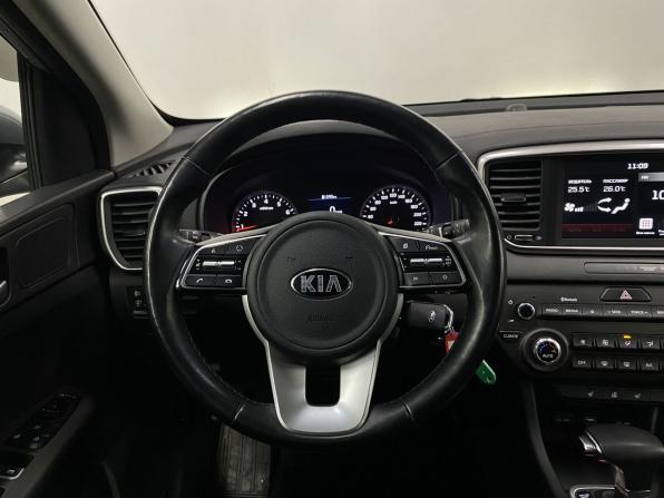 Kia Sportage IV Рестайлинг с пробегом 2021 года, цена 2 589 000 рублей, 43519 км, внедорожник, Автокод Объявления