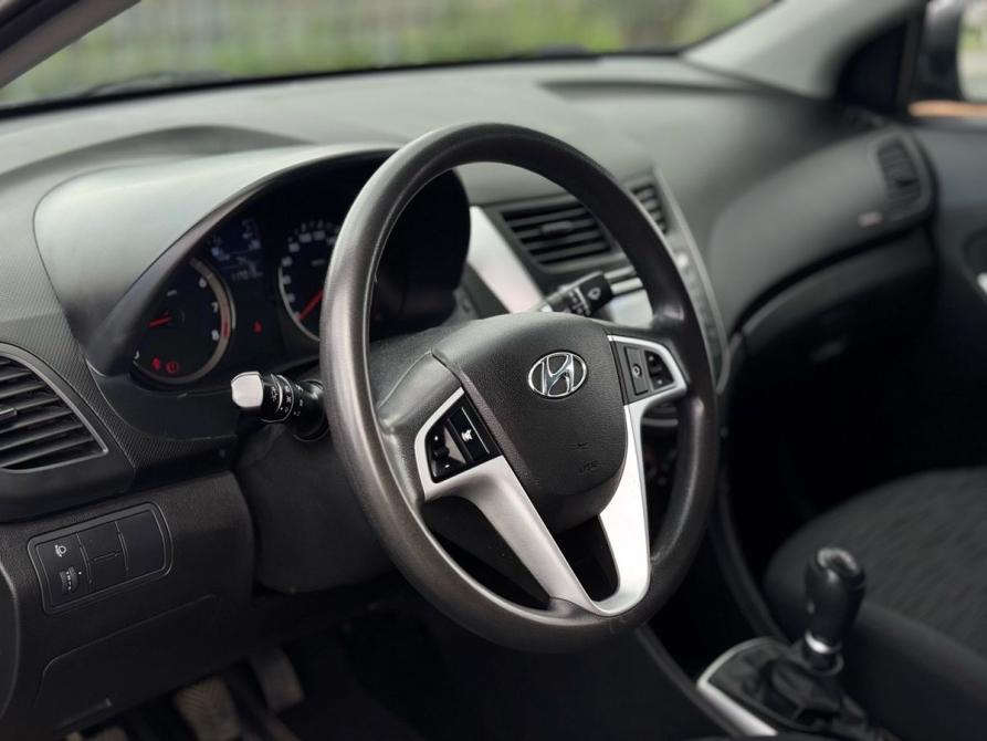 Hyundai Solaris I Рестайлинг Ижевск  - изображение 12