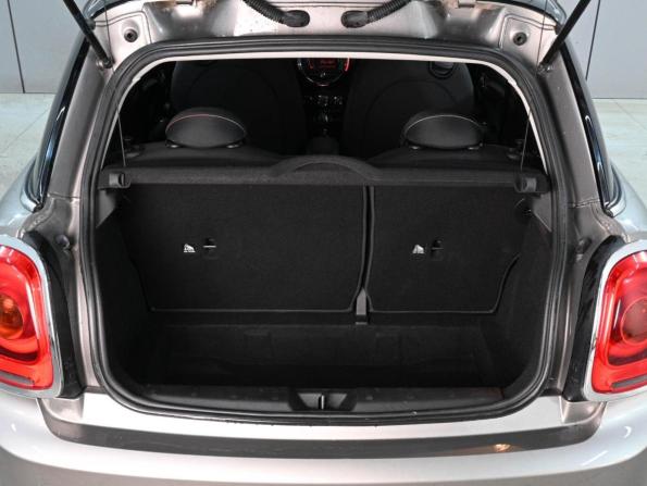 Mini Hatch III (F55/F56) с пробегом 2017 года, цена 2 179 000 рублей, 52962 км, хэтчбек, Автокод Объявления