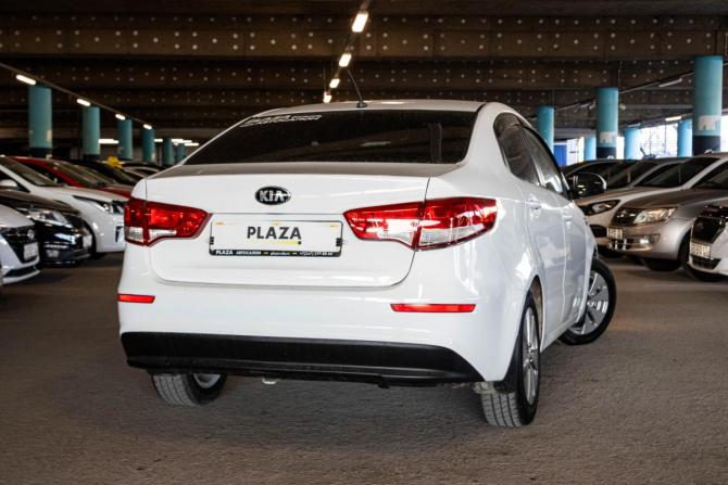 Kia Rio III Рестайлинг с пробегом 2015 года, цена 1 050 000 рублей, 128830 км, седан, Автокод Объявления