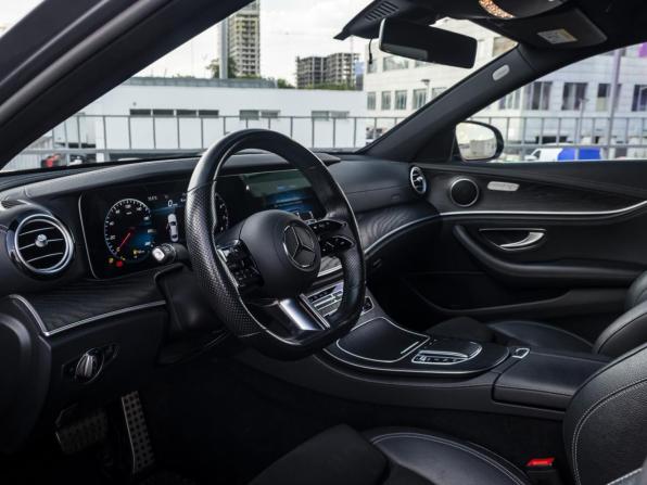 Mercedes-Benz E-Класс V (W213 S213 C238) Рестайлинг с пробегом 2020 года, цена 3 948 000 рублей, 80490 км, седан, Автокод Объявления