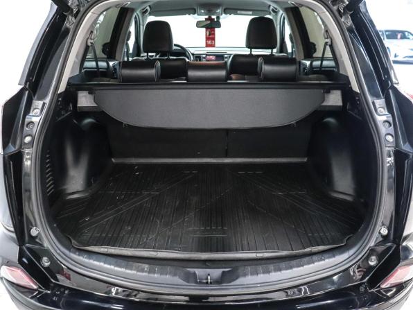 Toyota RAV4 IV (XA40) Рестайлинг с пробегом 2018 года, цена 2 640 000 рублей, 77746 км, внедорожник, Автокод Объявления