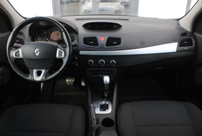 Renault Megane III с пробегом 2011 года, цена 960 000 рублей, 124605 км, хэтчбек, Автокод Объявления