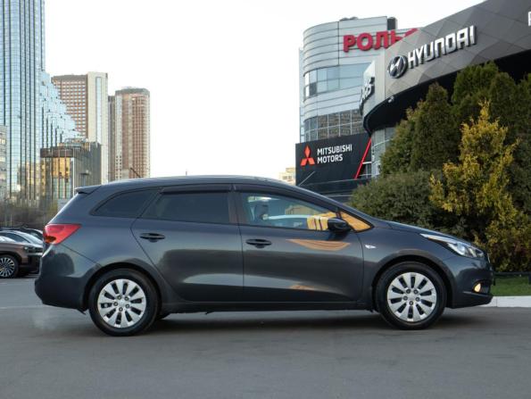 Kia Ceed II с пробегом 2015 года, цена 848 000 рублей, 251819 км, универсал, Автокод Объявления