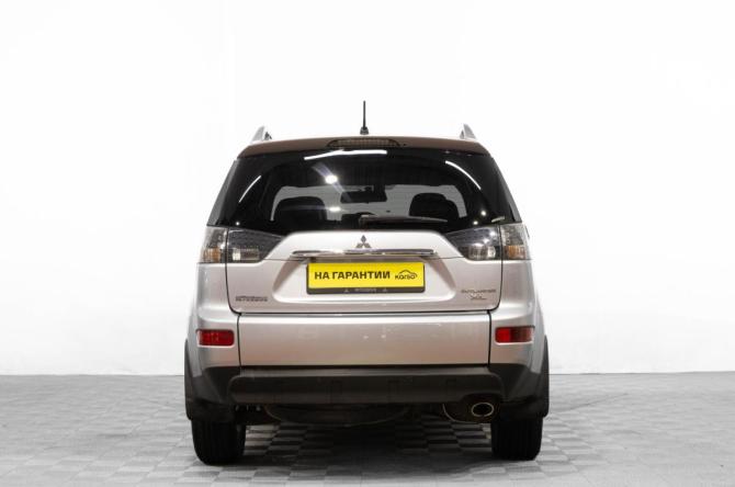 Mitsubishi Outlander II с пробегом 2008 года, цена 1 269 000 рублей, 184300 км, внедорожник, Автокод Объявления