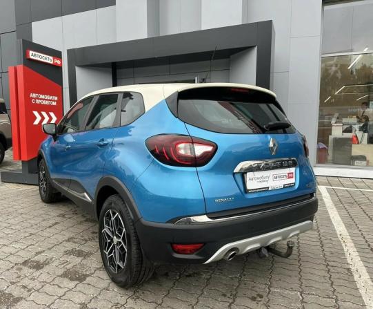 Renault Kaptur I с пробегом 2017 года, цена 1 603 473 рубля, 107198 км, внедорожник, Автокод Объявления