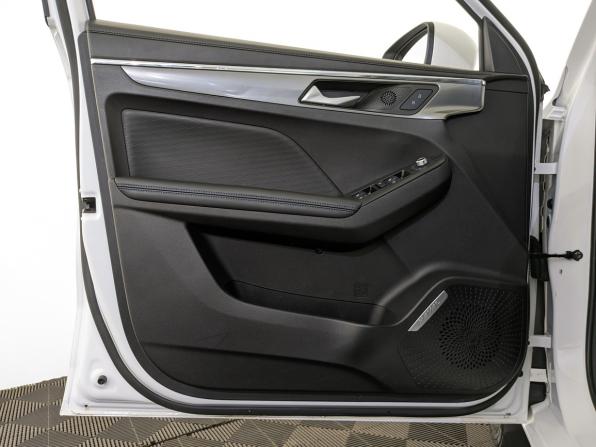 Haval Jolion I с пробегом 2023 года, цена 1 790 000 рублей, 86632 км, внедорожник, Автокод Объявления