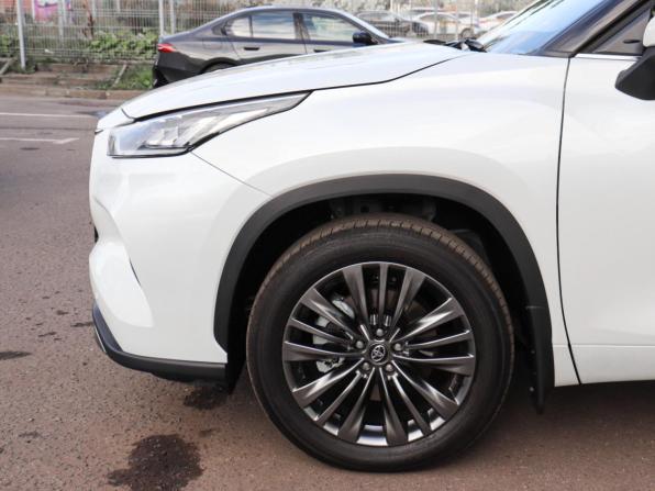 Toyota Highlander IV (XU70) с пробегом 2026 года, цена 5 457 000 рублей, 137 км, внедорожник, Автокод Объявления