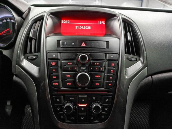 Opel Astra J Рестайлинг с пробегом 2013 года, цена 620 000 рублей, 247861 км, хэтчбек, Автокод Объявления