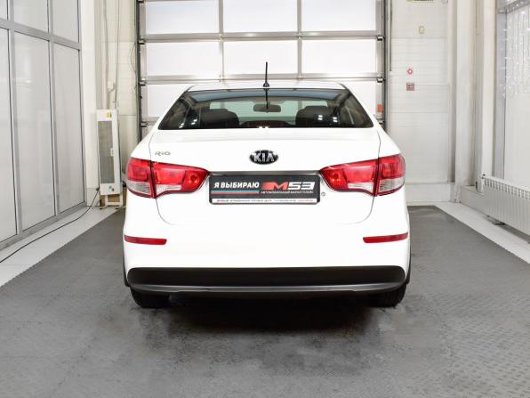 Kia Rio III Рестайлинг с пробегом 2016 года, цена 1 114 995 рублей, 120810 км, седан, Автокод Объявления