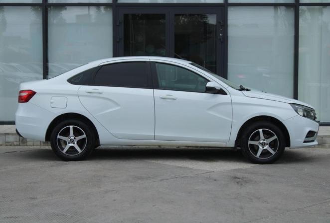 Lada (ВАЗ) Vesta I с пробегом 2017 года, цена 695 000 рублей, 180593 км, седан, Автокод Объявления