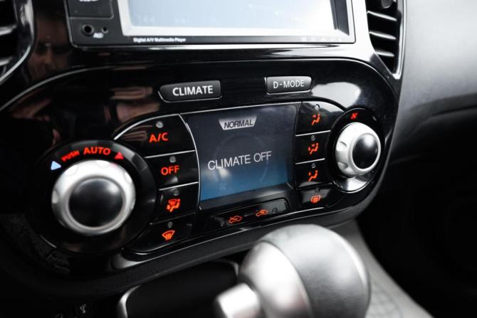 Nissan Juke I с пробегом 2013 года, цена 919 000 рублей, 167993 км, внедорожник, Автокод Объявления