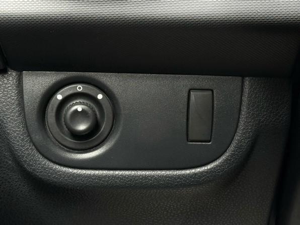 Renault Sandero II с пробегом 2016 года, цена 799 000 рублей, 176977 км, хэтчбек, Автокод Объявления