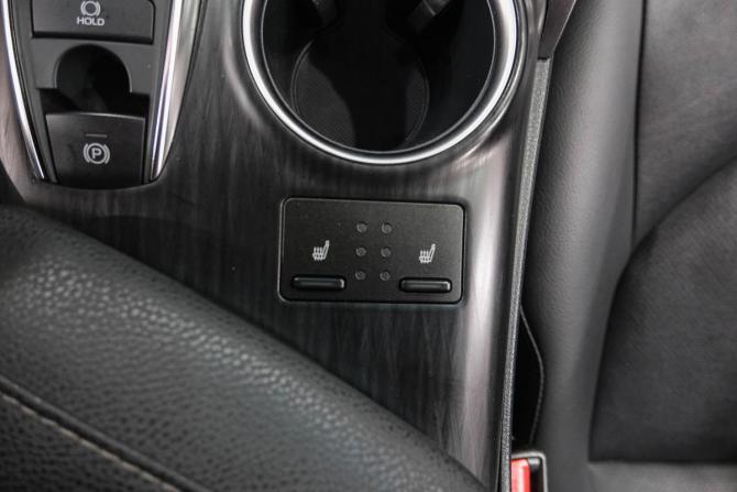 Toyota Camry VIII (XV70) Рестайлинг с пробегом 2021 года, цена 3 149 000 рублей, 65464 км, седан, Автокод Объявления