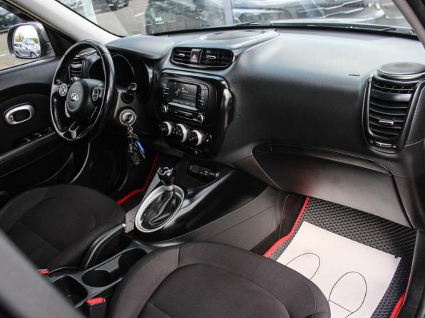 Kia Soul II Рестайлинг с пробегом 2017 года, цена 1 460 600 рублей, 74531 км, хэтчбек, Автокод Объявления