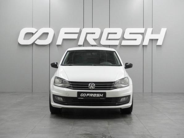 Volkswagen Polo V Рестайлинг с пробегом 2017 года, цена 944 000 рублей, 208354 км, седан, Автокод Объявления