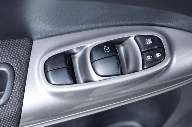 Nissan Juke I с пробегом 2014 года, цена 1 249 000 рублей, 150000 км, внедорожник, Автокод Объявления