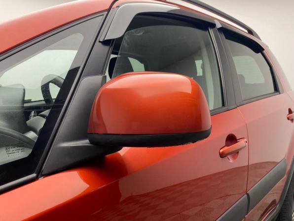Suzuki SX4 I (Classic) Рестайлинг с пробегом 2012 года, цена 929 000 рублей, 94923 км, хэтчбек, Автокод Объявления