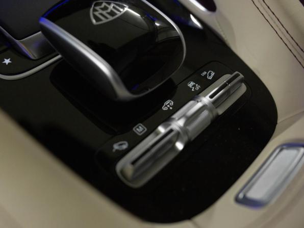 Новый Mercedes-Benz Maybach GLS I Рестайлинг 2024 года, цена 28 550 000 рублей, внедорожник, Автокод Объявления