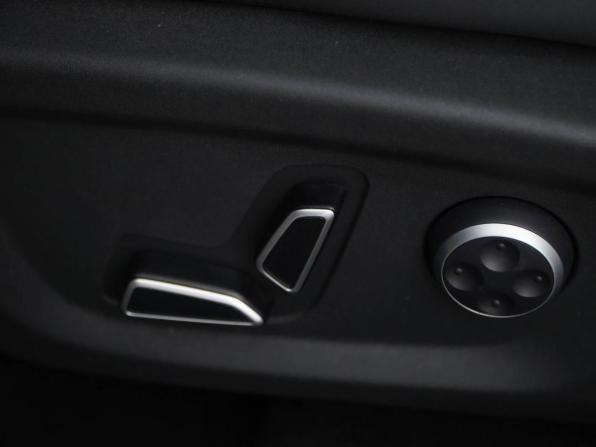 Changan UNI-V I с пробегом 2024 года, цена 2 377 077 рублей, 22037 км, лифтбек, Автокод Объявления