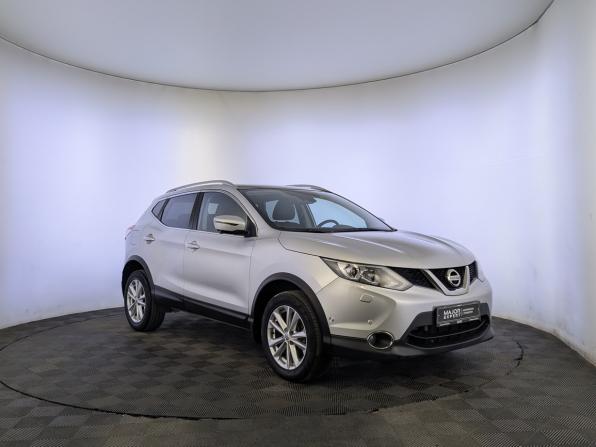 Nissan Qashqai II с пробегом 2018 года, цена 1 800 000 рублей, 82500 км, внедорожник, Автокод Объявления