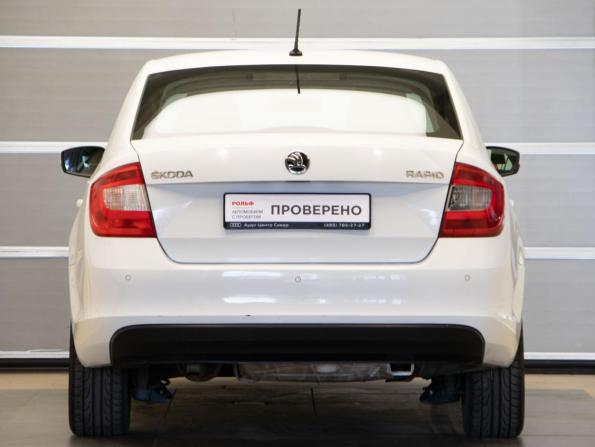 Skoda Rapid I с пробегом 2016 года, цена 1 345 000 рублей, 54405 км, лифтбек, Автокод Объявления