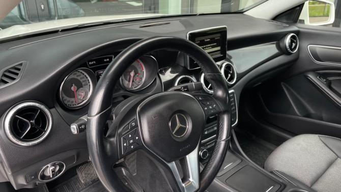Mercedes-Benz CLA I (C117 X117) с пробегом 2013 года, цена 1 950 000 рублей, 91660 км, седан, Автокод Объявления