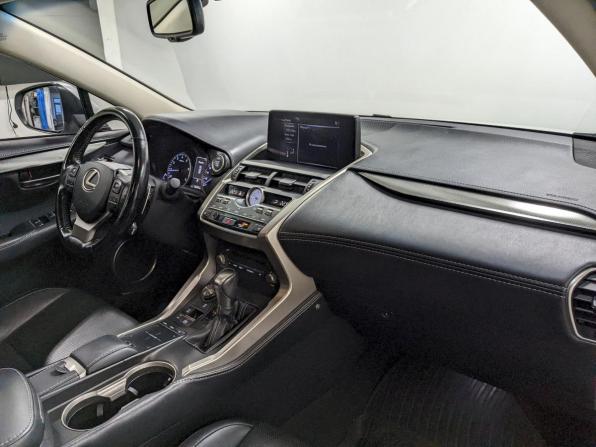 Lexus NX I Рестайлинг с пробегом 2017 года, цена 2 990 000 рублей, 136730 км, внедорожник, Автокод Объявления