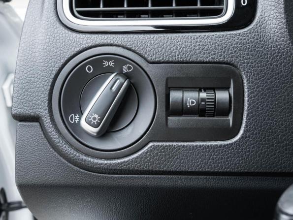 Volkswagen Polo V Рестайлинг с пробегом 2020 года, цена 1 620 000 рублей, 64896 км, седан, Автокод Объявления