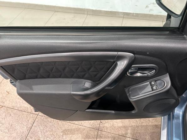 Renault Duster I Рестайлинг с пробегом 2015 года, цена 1 049 000 рублей, 131070 км, внедорожник, Автокод Объявления