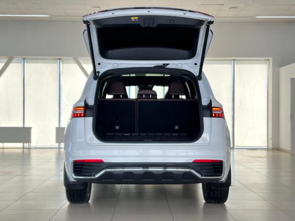 Geely Monjaro I с пробегом 2023 года, цена 3 295 000 рублей, 49905 км, внедорожник, Автокод Объявления