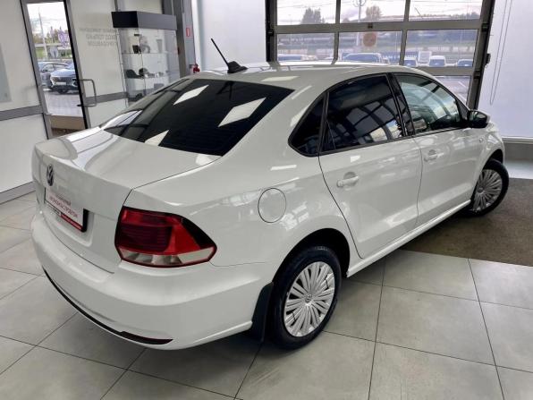 Volkswagen Polo V Рестайлинг с пробегом 2017 года, цена 830 000 рублей, 84641 км, седан, Автокод Объявления
