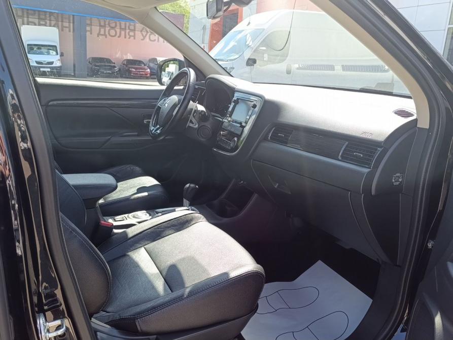 Mitsubishi Outlander III Рестайлинг 2 Тверь  - изображение 33