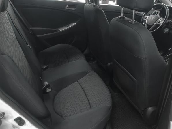 Hyundai Solaris I Рестайлинг с пробегом 2015 года, цена 879 900 рублей, 225307 км, седан, Автокод Объявления
