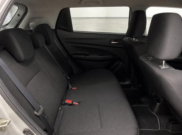 Suzuki Swift V с пробегом 2019 года, цена 1 080 000 рублей, 118496 км, хэтчбек, Автокод Объявления