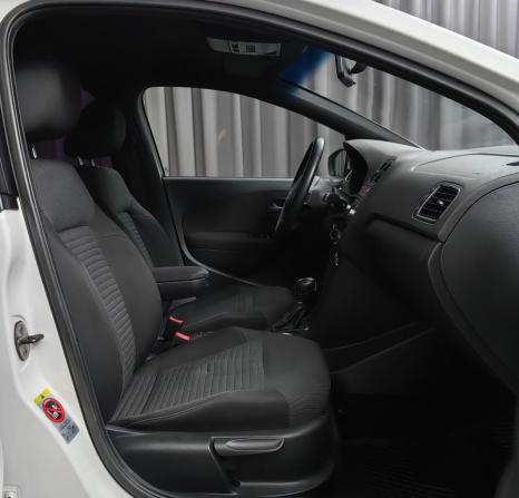 Volkswagen Polo V с пробегом 2012 года, цена 641 000 рублей, 166160 км, хэтчбек, Автокод Объявления