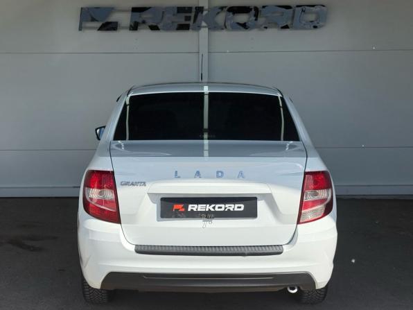 Lada (ВАЗ) Granta I Рестайлинг с пробегом 2022 года, цена 769 000 рублей, 120836 км, седан, Автокод Объявления