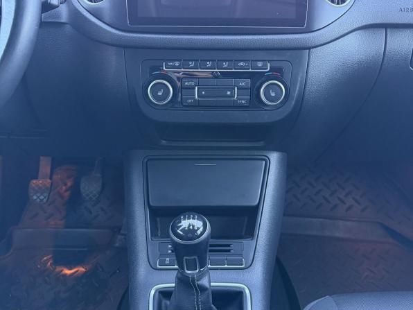 Volkswagen Tiguan I Рестайлинг с пробегом 2015 года, цена 1 350 000 рублей, 123156 км, внедорожник, Автокод Объявления
