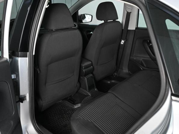 Volkswagen Polo V с пробегом 2014 года, цена 949 000 рублей, 137875 км, седан, Автокод Объявления