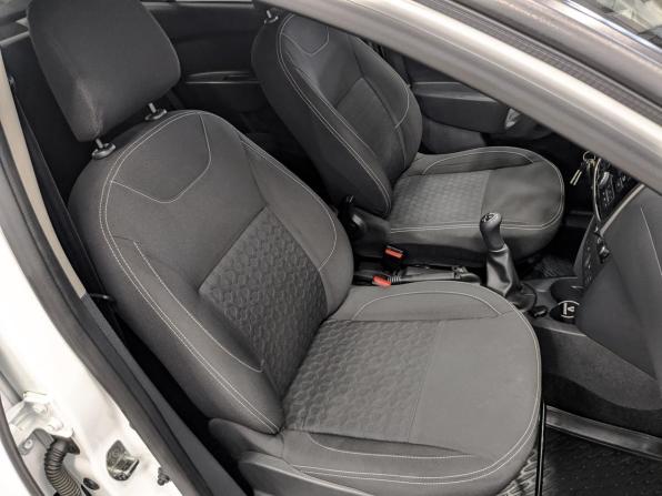 Renault Logan II с пробегом 2018 года, цена 800 000 рублей, 119300 км, седан, Автокод Объявления