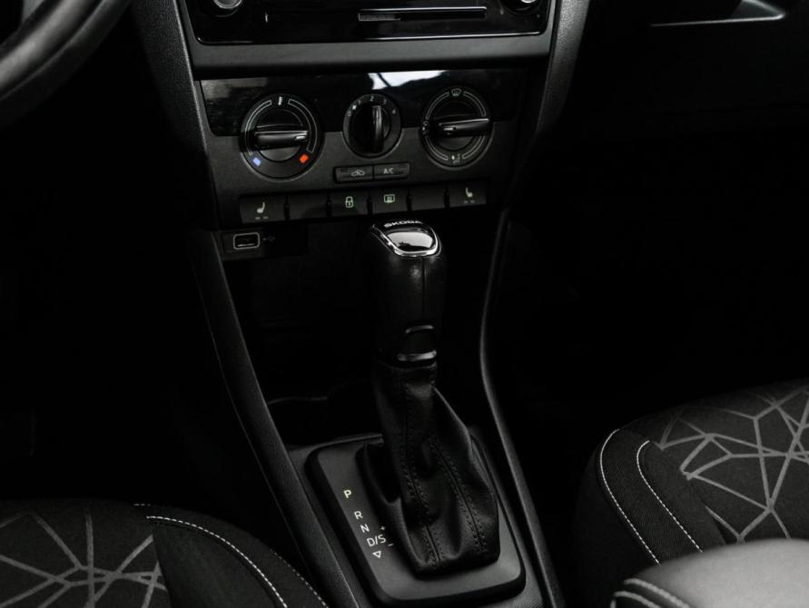 Skoda Rapid I Рестайлинг Санкт-Петербург  - изображение 13