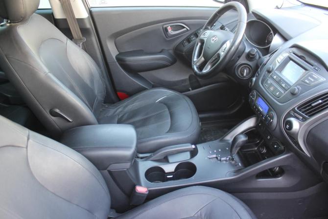 Hyundai ix35 I Рестайлинг с пробегом 2014 года, цена 1 237 000 рублей, 214116 км, внедорожник, Автокод Объявления