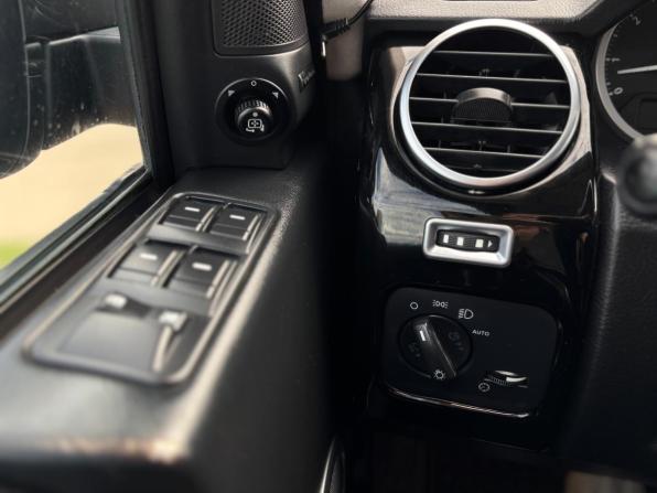 Land Rover Discovery III с пробегом 2008 года, цена 1 050 000 рублей, 279500 км, внедорожник, Автокод Объявления