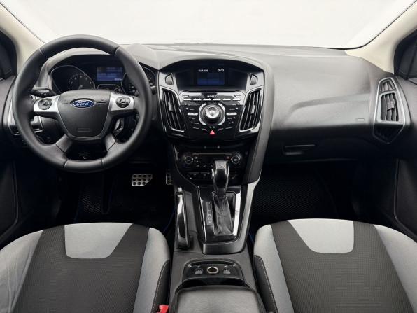 Ford Focus III с пробегом 2012 года, цена 690 000 рублей, 320366 км, седан, Автокод Объявления