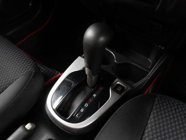 Honda Fit III Рестайлинг с пробегом 2018 года, цена 1 089 000 рублей, 144222 км, хэтчбек, Автокод Объявления