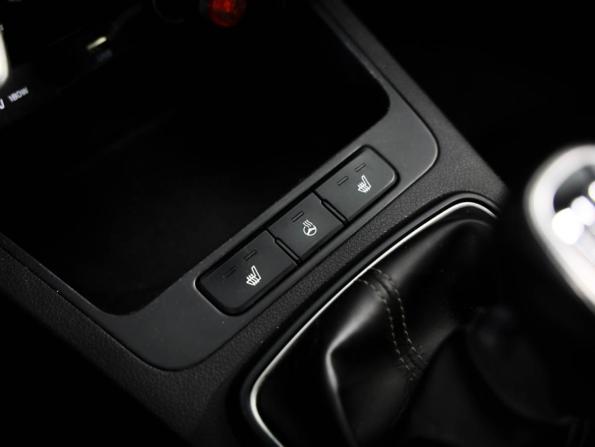 Kia Rio IV Рестайлинг с пробегом 2021 года, цена 1 059 000 рублей, 159492 км, седан, Автокод Объявления