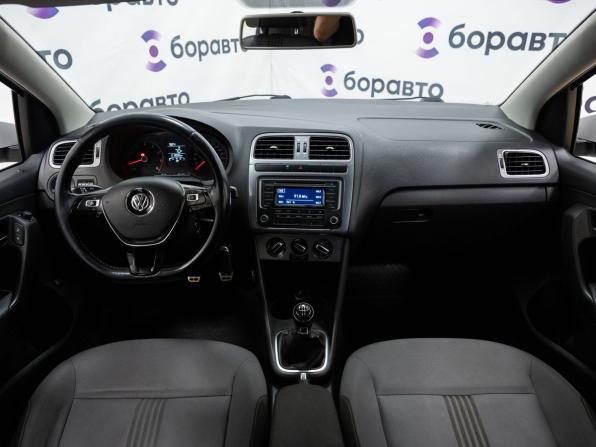 Volkswagen Polo V Рестайлинг с пробегом 2016 года, цена 800 000 рублей, 213096 км, седан, Автокод Объявления