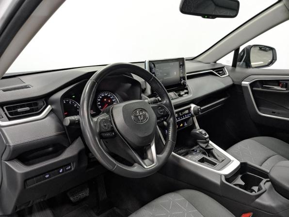 Toyota RAV4 V (XA50) с пробегом 2021 года, цена 3 350 000 рублей, 62472 км, внедорожник, Автокод Объявления